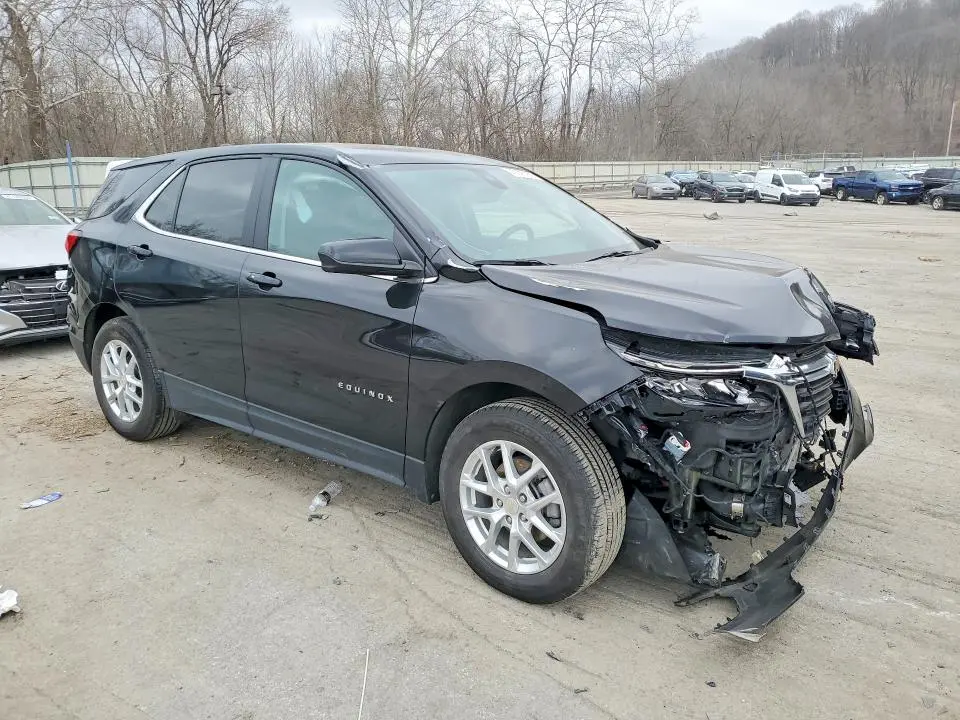 2024 CHEVROLET EQUINOX LT  
