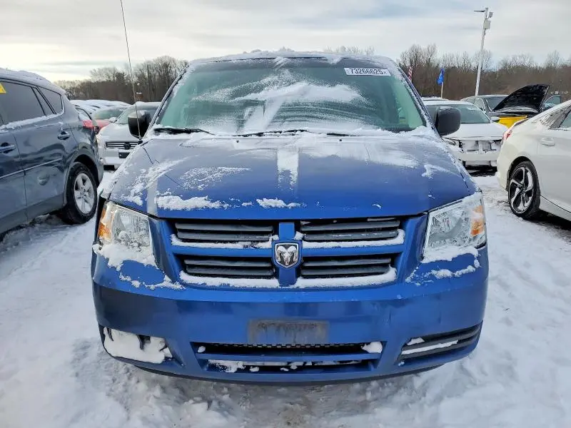 2010 DODGE GRAND CARAVAN SE  