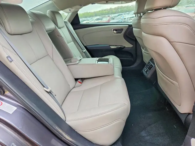 2013 TOYOTA AVALON LIMITED  