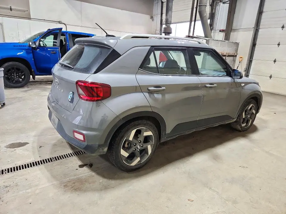 2023 HYUNDAI VENUE SEL  