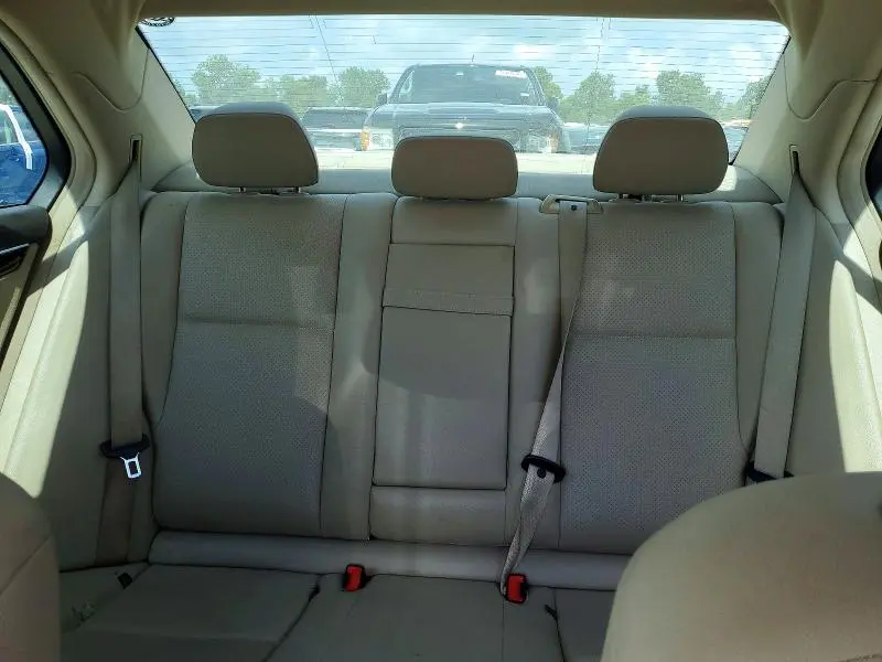 2012 MERCEDES-BENZ C 250  