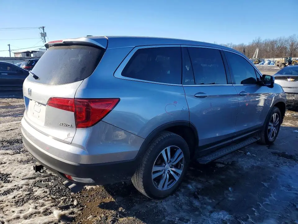 2017 HONDA PILOT EXL  