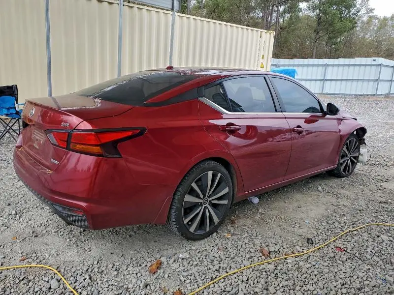 2019 NISSAN ALTIMA SR  
