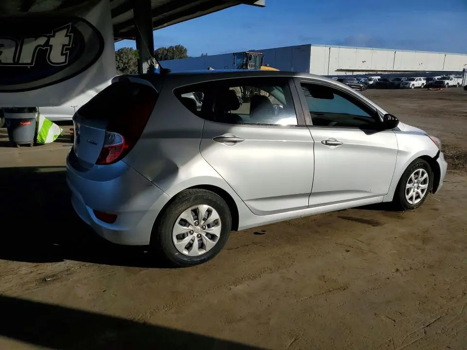 2015 HYUNDAI ACCENT GS  