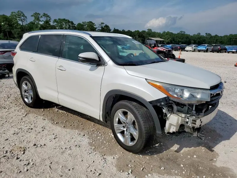 2016 TOYOTA HIGHLANDER LIMITED  