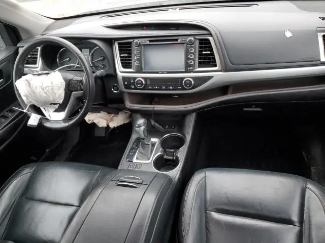 2015 TOYOTA HIGHLANDER XLE  