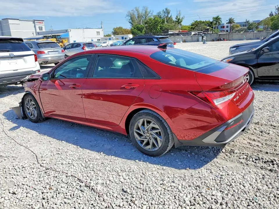 2024 HYUNDAI ELANTRA BLUE  