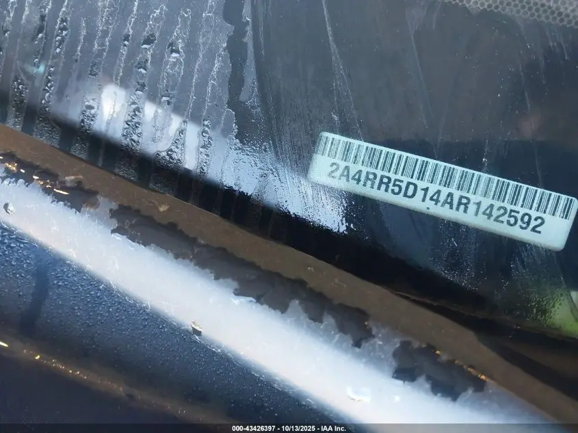 2010 CHRYSLER TOWN & COUNTRY TOURING