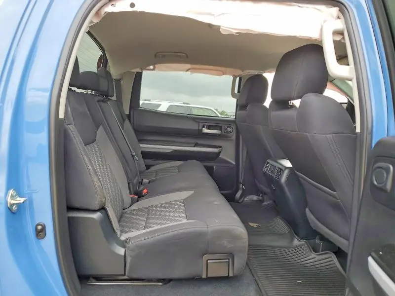 2020 TOYOTA TUNDRA CREWMAX SR5  