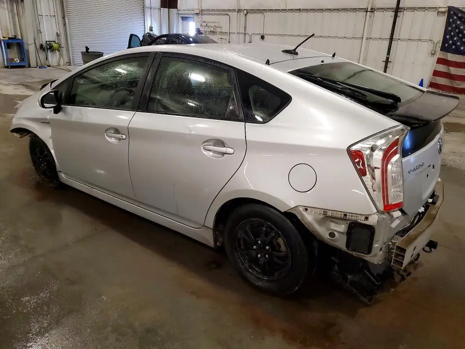 2015 TOYOTA PRIUS   
