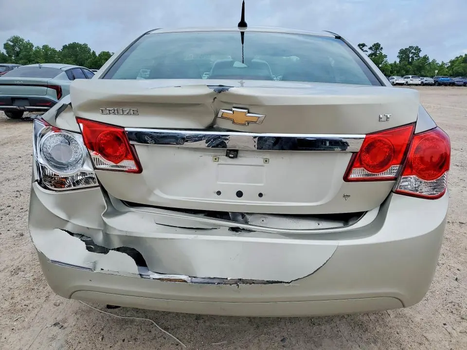 2014 CHEVROLET CRUZE LT  