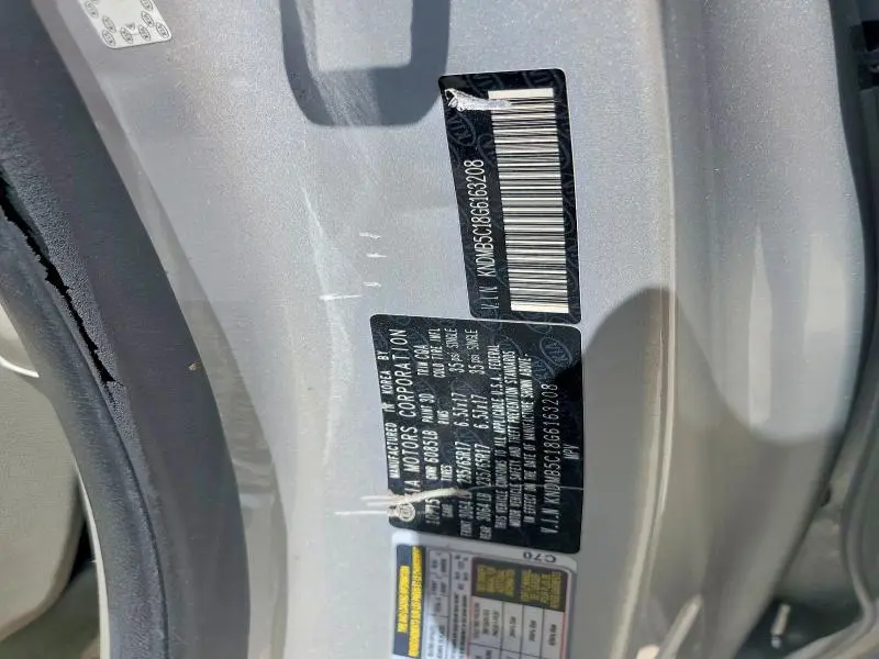 2016 KIA SEDONA LX  