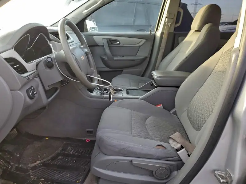 2014 CHEVROLET TRAVERSE LS  