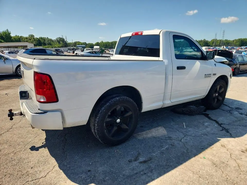 2014 RAM 1500 ST  