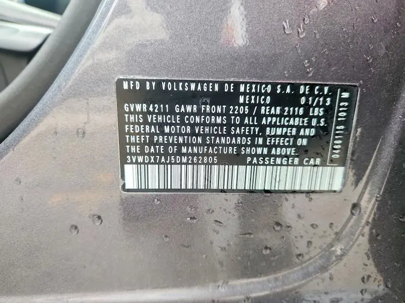 2013 VOLKSWAGEN JETTA SE  