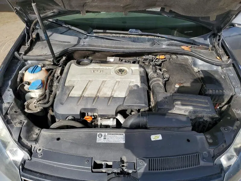 2011 VOLKSWAGEN JETTA TDI  