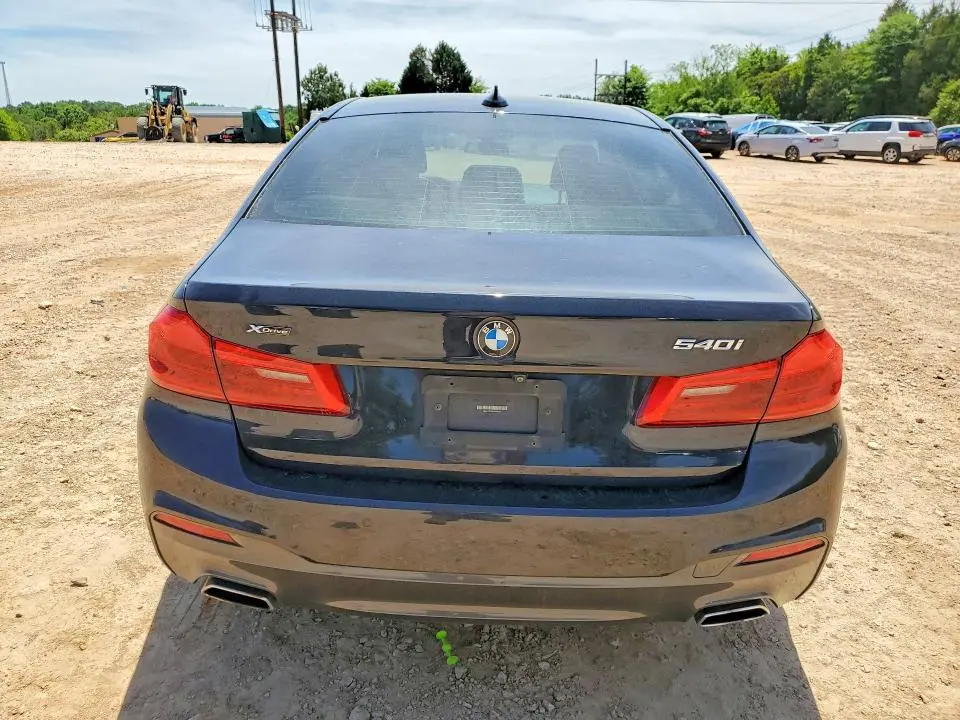 2018 BMW 540 XI  