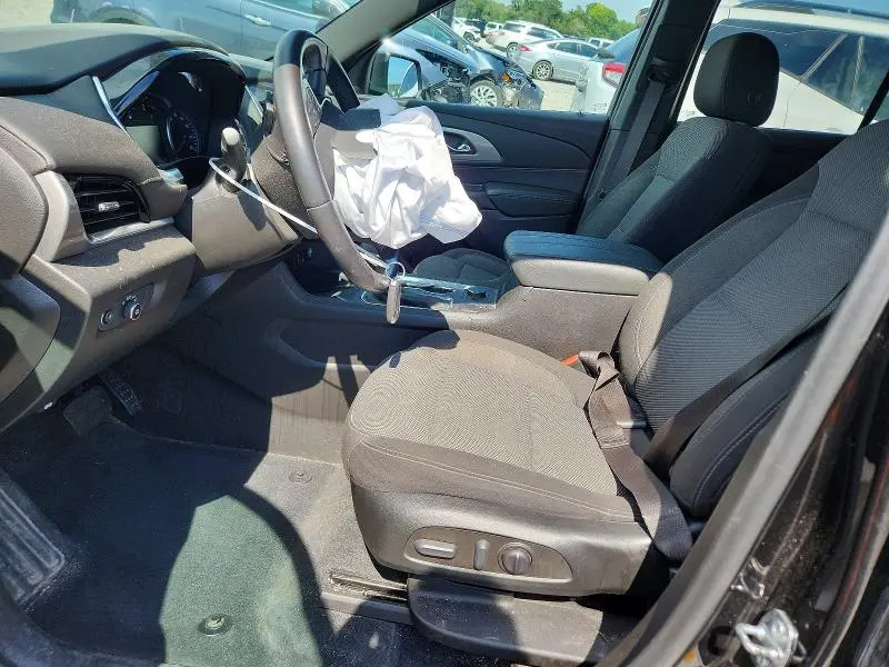 2022 CHEVROLET TRAVERSE LT  