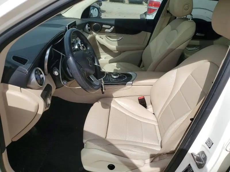 2019 MERCEDES-BENZ GLC 300  
