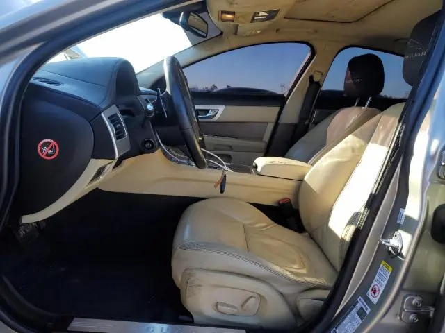 2013 JAGUAR XF 