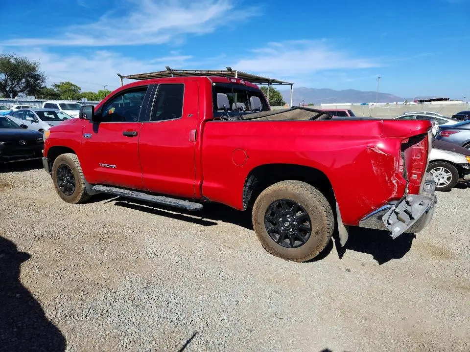 2016 TOYOTA TUNDRA SR5  