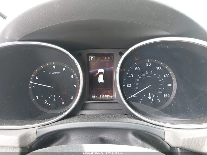 2018 HYUNDAI SANTA FE SE