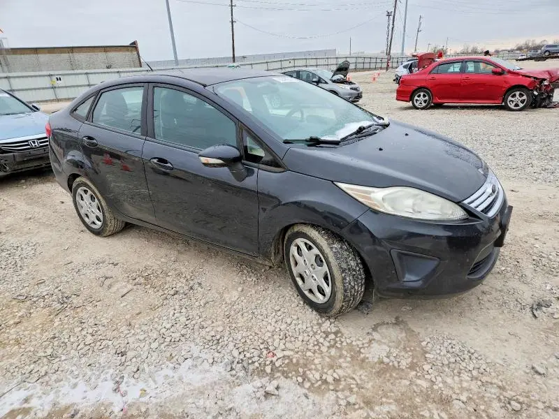 2013 FORD FIESTA SE  