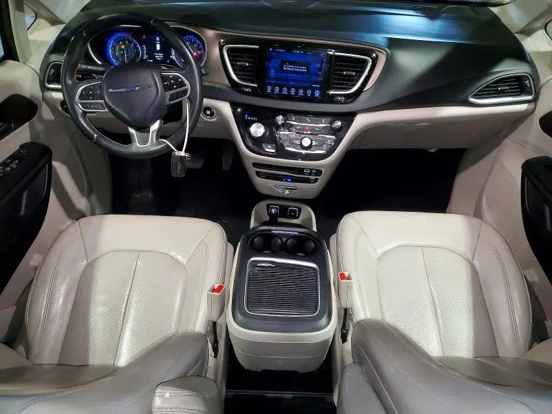 2017 CHRYSLER PACIFICA TOURING L PLUS  
