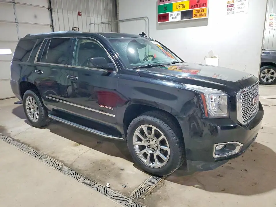 2017 GMC YUKON DENALI  