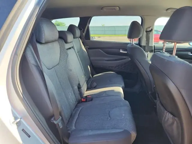 2020 HYUNDAI SANTA FE SE  