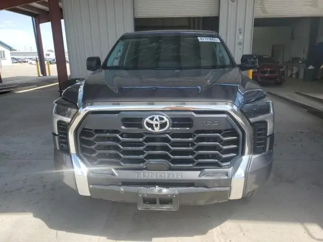 2023 TOYOTA TUNDRA CREWMAX SR5  