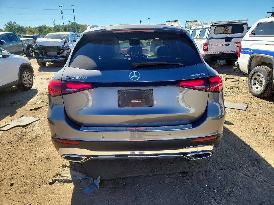 2023 MERCEDES-BENZ GLC 300 4MATIC  