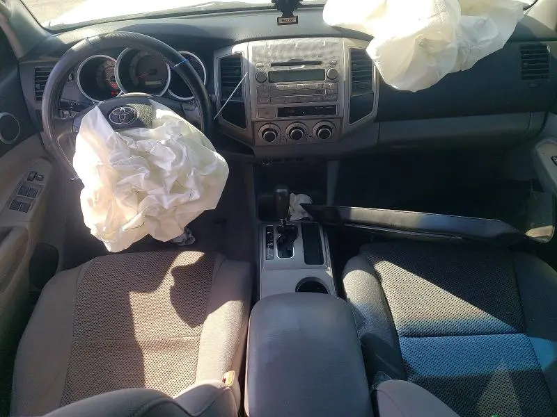 2011 TOYOTA TACOMA PRERUNNER V6  