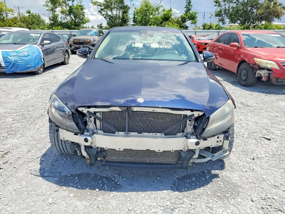 2016 MERCEDES-BENZ C 300  