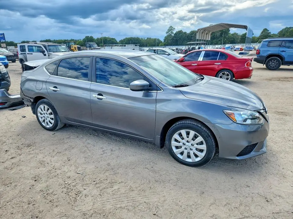 2016 NISSAN SENTRA SV  