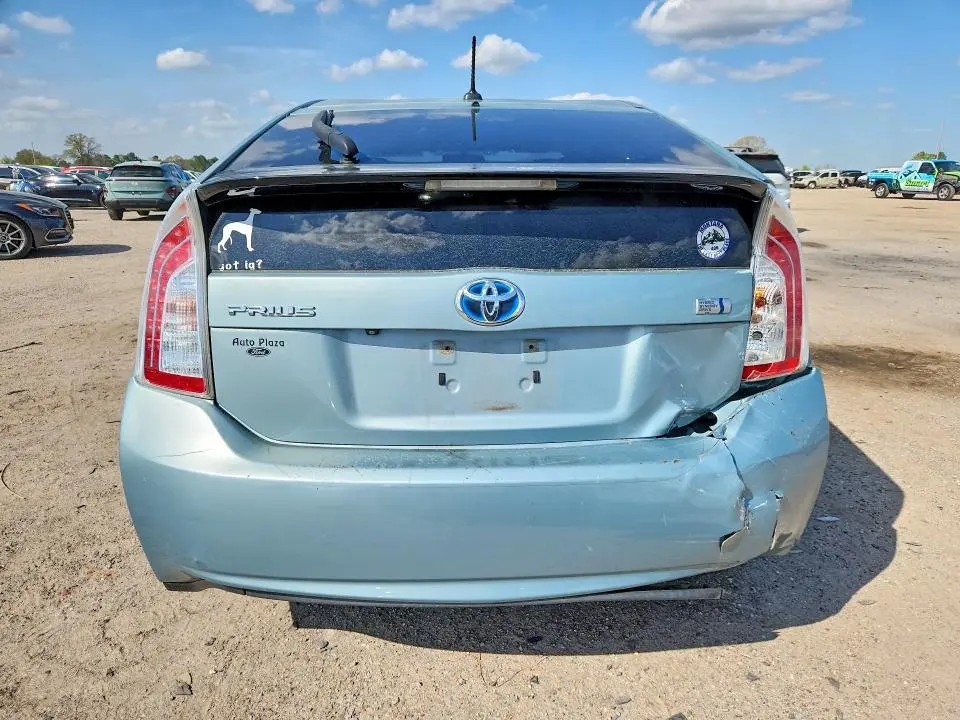 2015 TOYOTA PRIUS THREE  