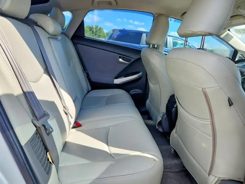 2013 TOYOTA PRIUS TWO  
