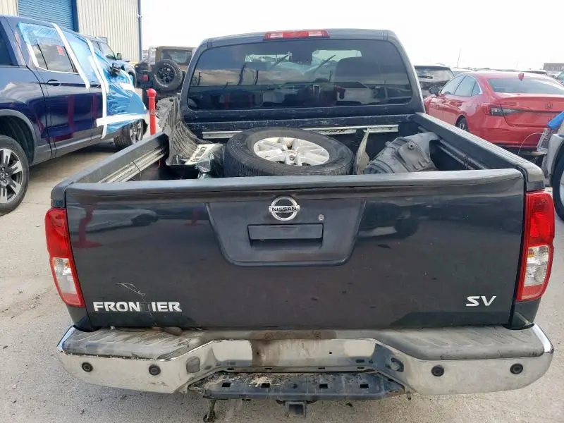 2014 NISSAN FRONTIER S  