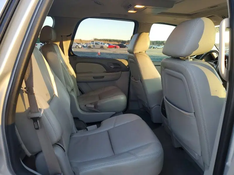 2010 CHEVROLET TAHOE K1500 LTZ  