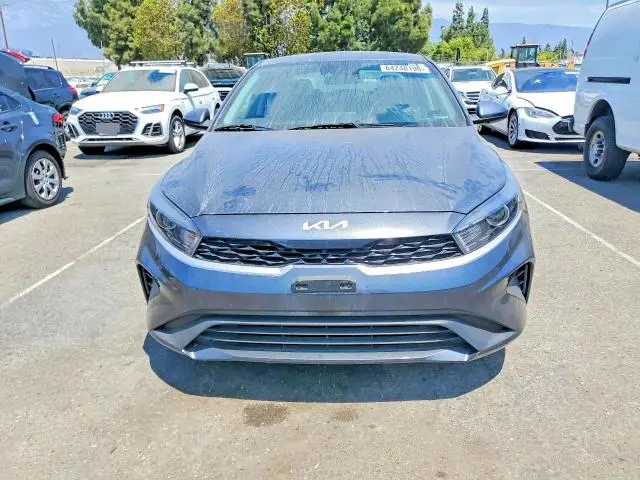 2024 KIA FORTE LX  