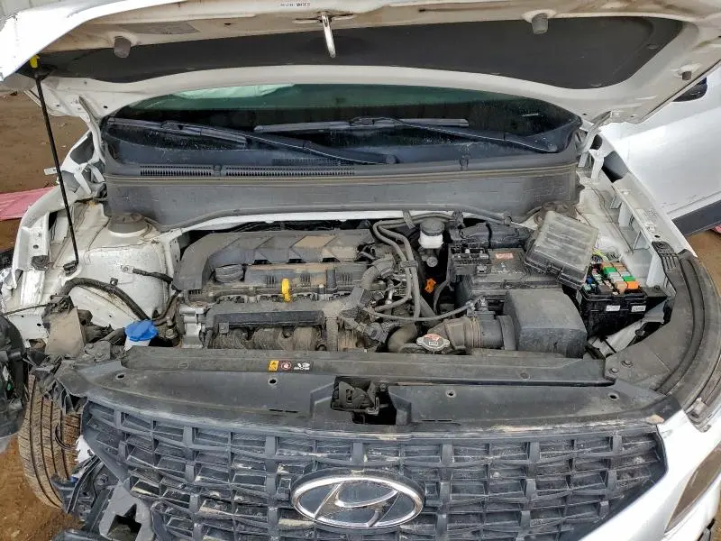 2022 HYUNDAI VENUE SE  