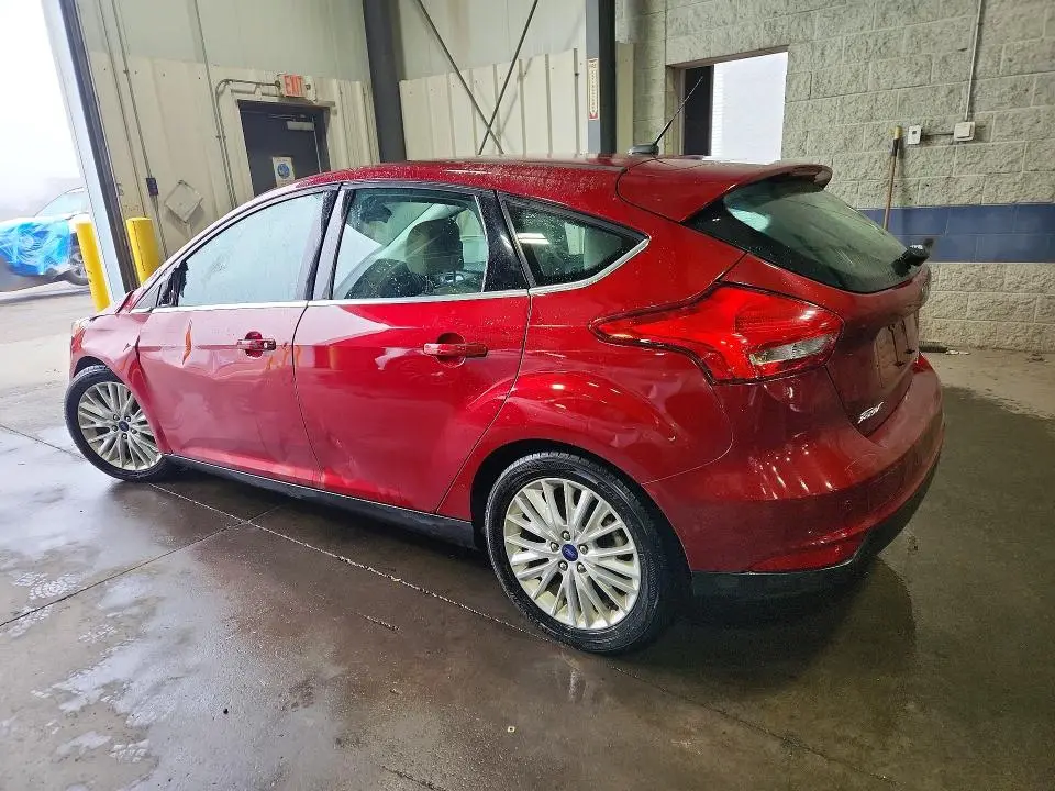 2015 FORD FOCUS TITANIUM  