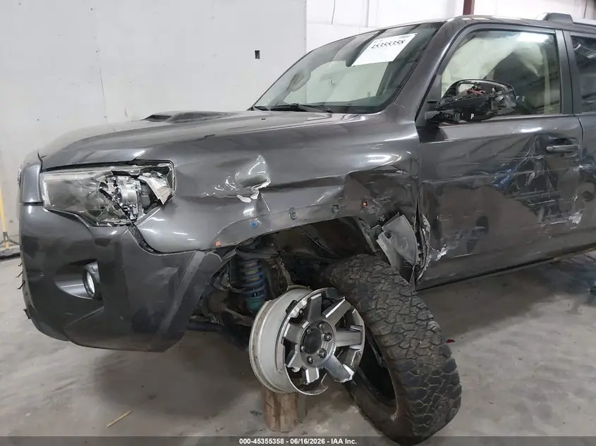 2015 TOYOTA 4RUNNER TRAIL