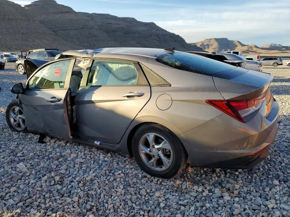 2021 HYUNDAI ELANTRA SE  