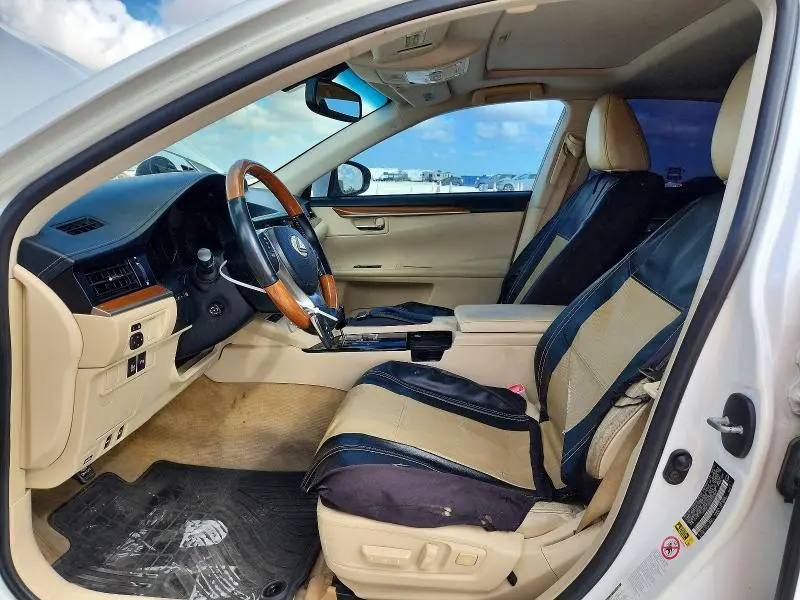 2013 LEXUS ES 300H  