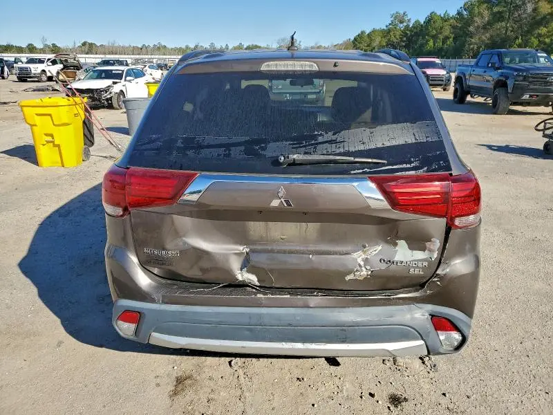 2016 MITSUBISHI OUTLANDER SE  