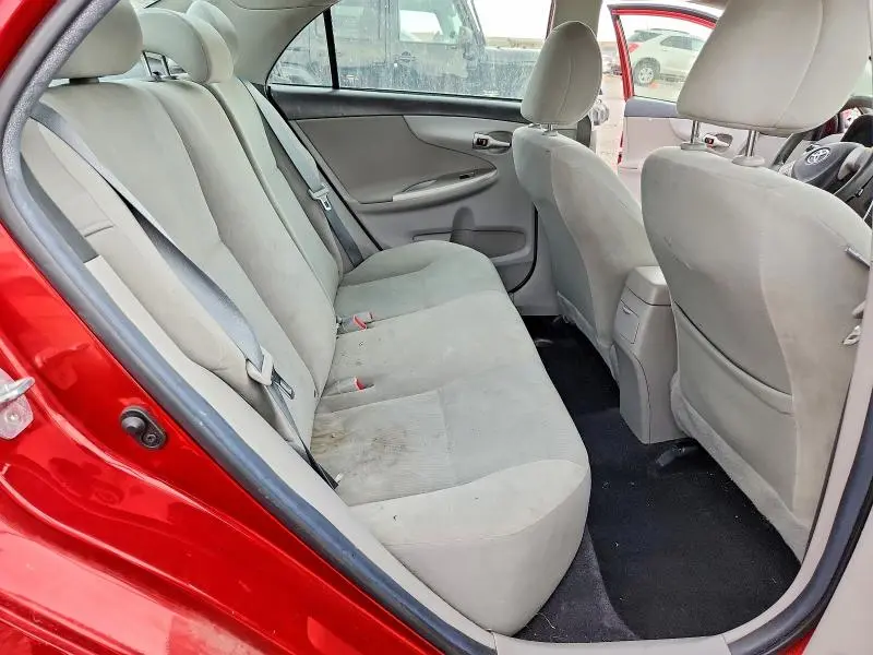 2013 TOYOTA COROLLA LE  