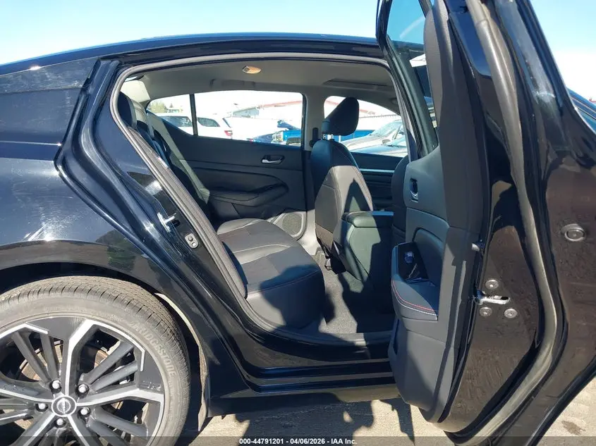 2023 NISSAN ALTIMA SR INTELLIGENT AWD