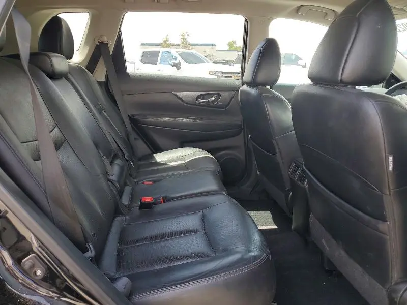2015 NISSAN ROGUE SL  
