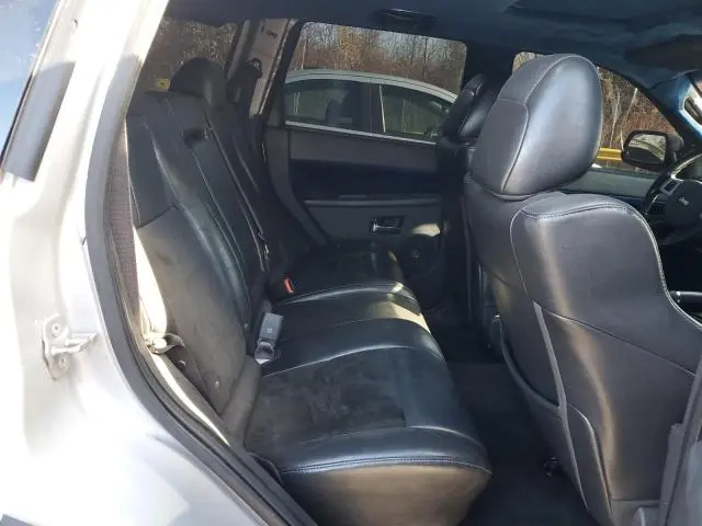 2010 JEEP GRAND CHEROKEE SRT-8  